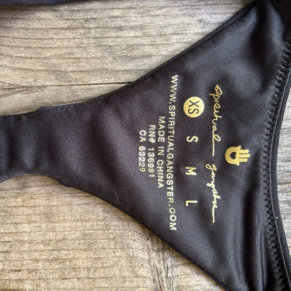 NW0T Spiritual Gangster Women’s XS Cropped Top Black & Color Workout/Yoga Bra - Picture 2 of 3